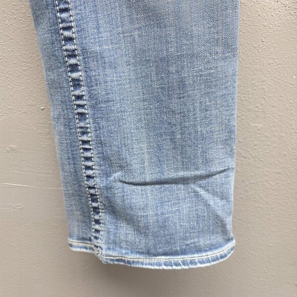 Vigoss Jeans Womens 6 L32 Blue Boot Cut Heritage Fit Embellished Pockets Stretch - Picture 3 of 14